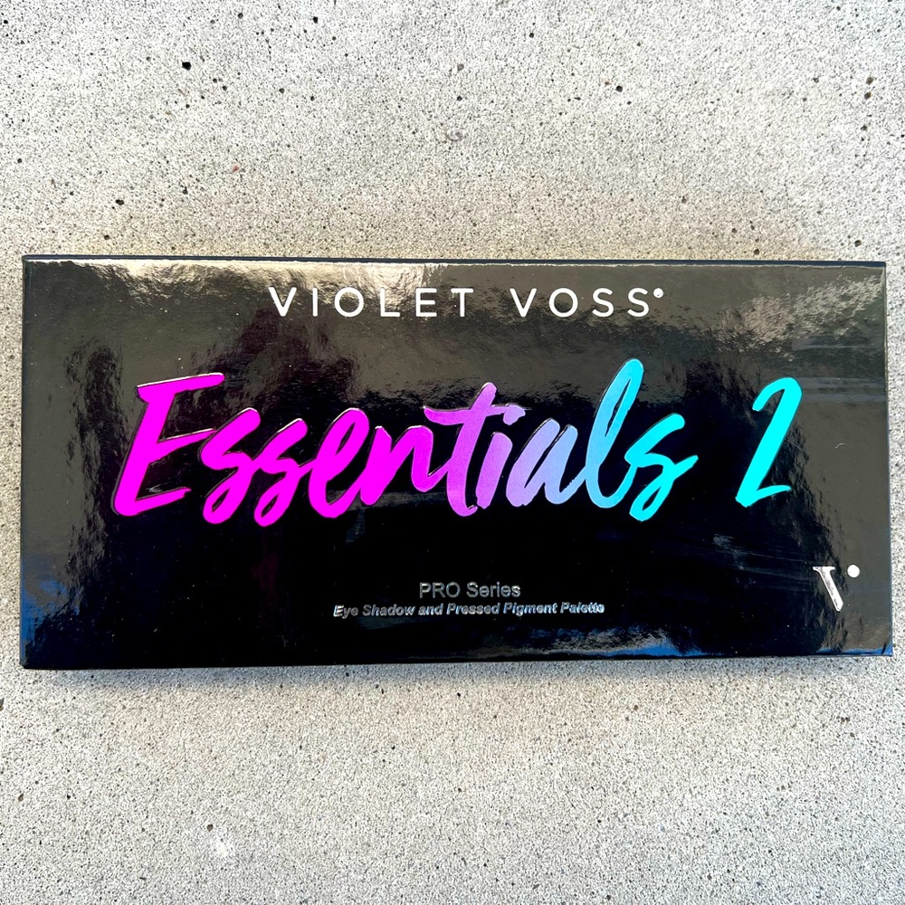 VIOLET VOSS “Essentials 2” PRO Series Shadow & Pigment Palette | BRAND NEW